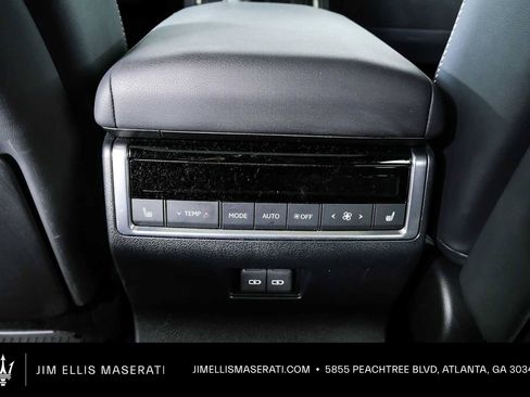 Used 2025 Lexus GX 550 w/ Accessory Package (2T) AWD/4WD image 20