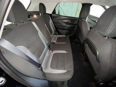 Used 2024 Chevrolet TrailBlazer LT FWD image 11