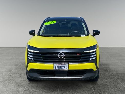 Used 2025 Nissan Kicks SR FWD image 8