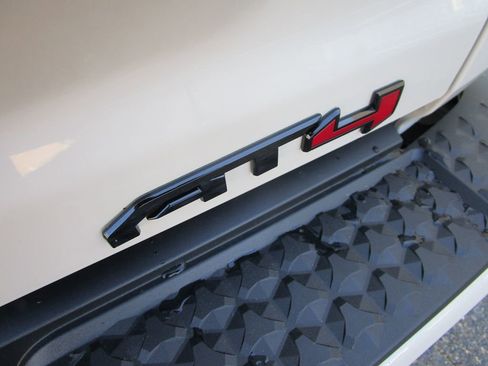 New 2026 GMC Canyon AT4 w/ Nightfall Edition image 14