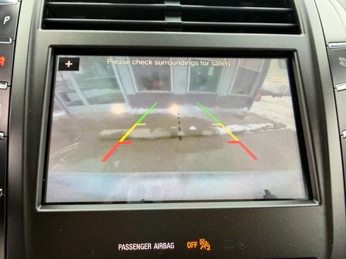 Used 2018 Lincoln MKC Select w/ Select Plus Package image 32