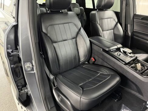 Used 2019 Mercedes-Benz GLS 450 4MATIC image 24