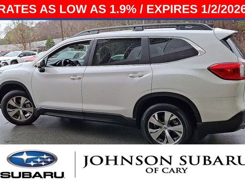 Certified 2025 Subaru Ascent Premium w/ Premium Package image 7