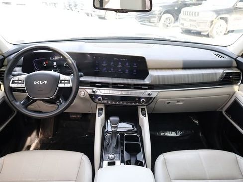 Certified 2023 Kia Telluride EX image 14