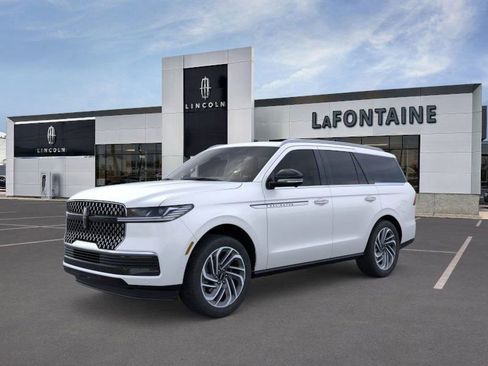 New 2026 Lincoln Navigator Reserve image 1