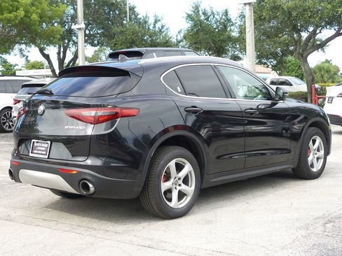 Used 2019 Alfa Romeo Stelvio RWD image 7