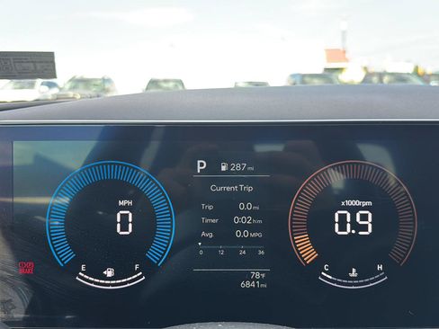 Certified 2025 Hyundai Santa Cruz SE AWD/4WD image 12