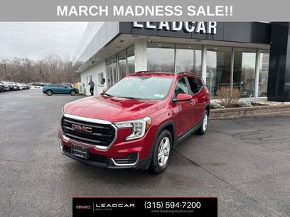Used 2024 GMC Terrain SLE w/ Driver Convenience Package