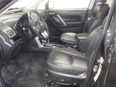 Used 2017 Subaru Forester 2.5i Limited AWD/4WD image 8
