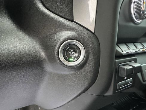 Used 2023 GMC Sierra 1500 Pro w/ Pro Value Package image 29