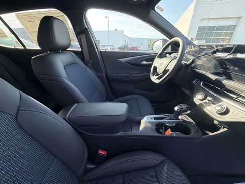 New 2026 Buick Envista Preferred FWD image 15