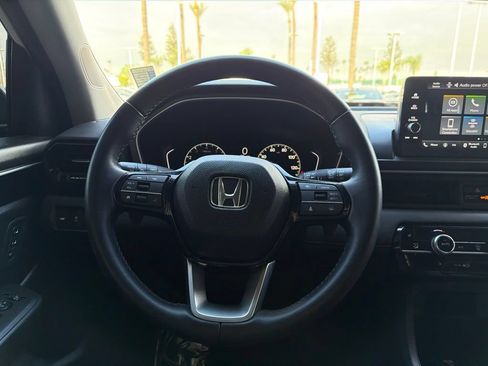 Used 2025 Honda Pilot EX-L image 21