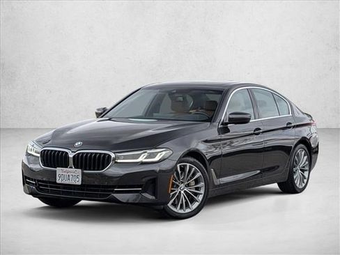 Used 2023 BMW 540i w/ Premium Package image 1