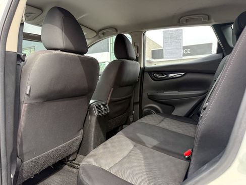 Used 2017 Nissan Rogue Sport SV w/ SV All-Weather Package image 37