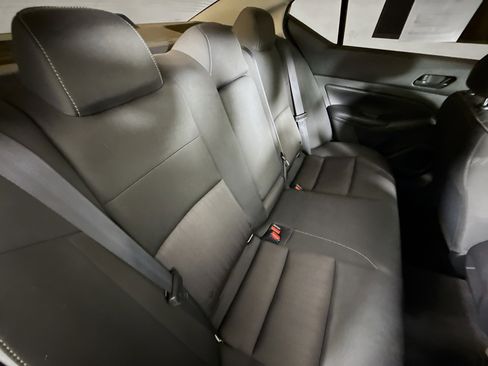 Used 2024 Nissan Altima 2.5 S image 32