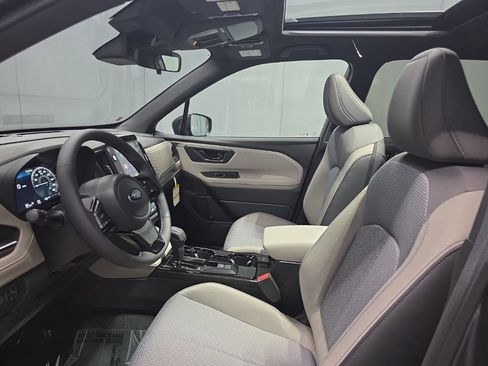 Used 2026 Subaru Forester Premium AWD/4WD image 15