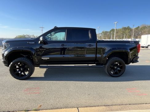 Used 2023 GMC Sierra 1500 Elevation w/ Preferred Package AWD/4WD image 6