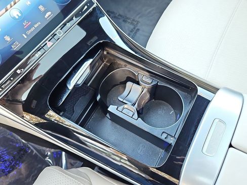 Used 2023 Mercedes-Benz C 300 Sedan image 21