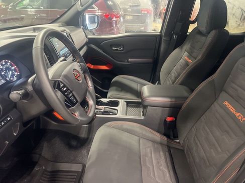 Certified 2023 Nissan Frontier PRO-4X w/ Technology Package image 4