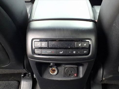 Used 2022 Hyundai Palisade Calligraphy w/ Cargo Package FWD image 6