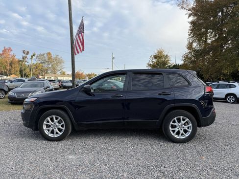 Used 2014 Jeep Cherokee Sport image 1