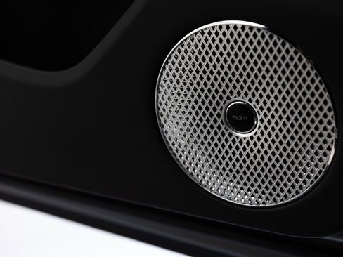 New 2025 Bentley Flying Spur Plug-In Hybrid image 3