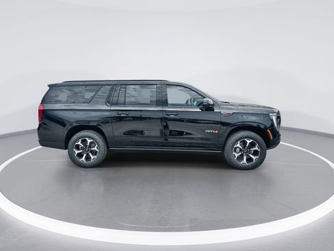 New 2026 GMC Yukon XL AT4 w/ AT4 Premium Plus Package AWD/4WD image 9