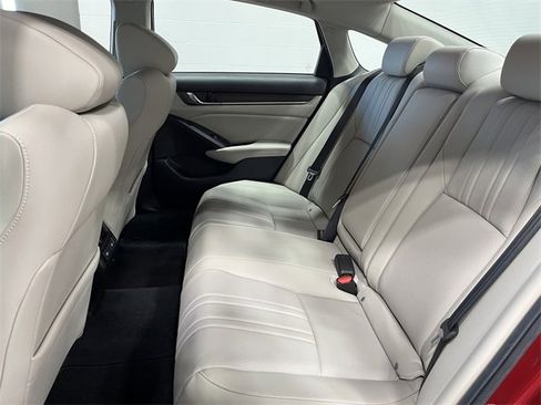 Used 2021 Honda Accord EX-L image 11