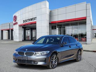 Used 2022 BMW 330i xDrive Sedan video 2