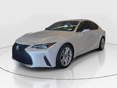 Used 2024 Lexus IS 300 w/ Comfort Package RWD image 5