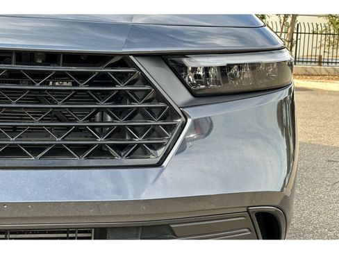 Used 2025 Honda Accord SE image 51