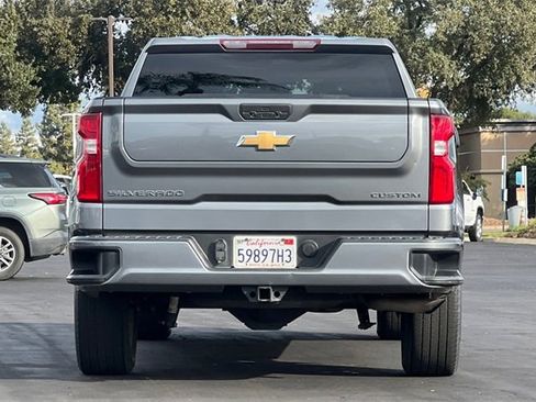 Used 2021 Chevrolet Silverado 1500 Custom image 5