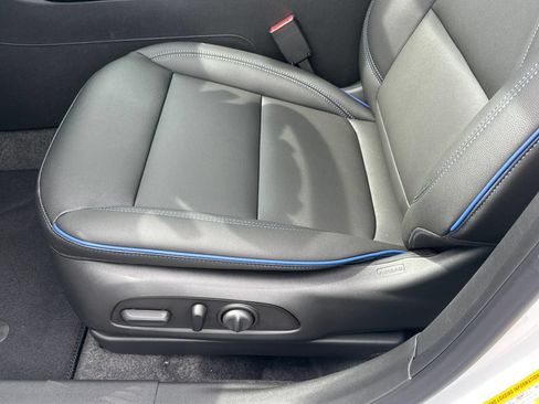 New 2026 Buick Envista Sport Touring w/ Convenience I Package FWD image 12