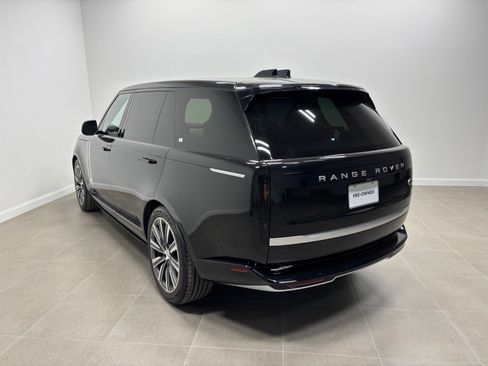 Used 2023 Land Rover Range Rover Long Wheelbase Autobiography AWD/4WD image 9