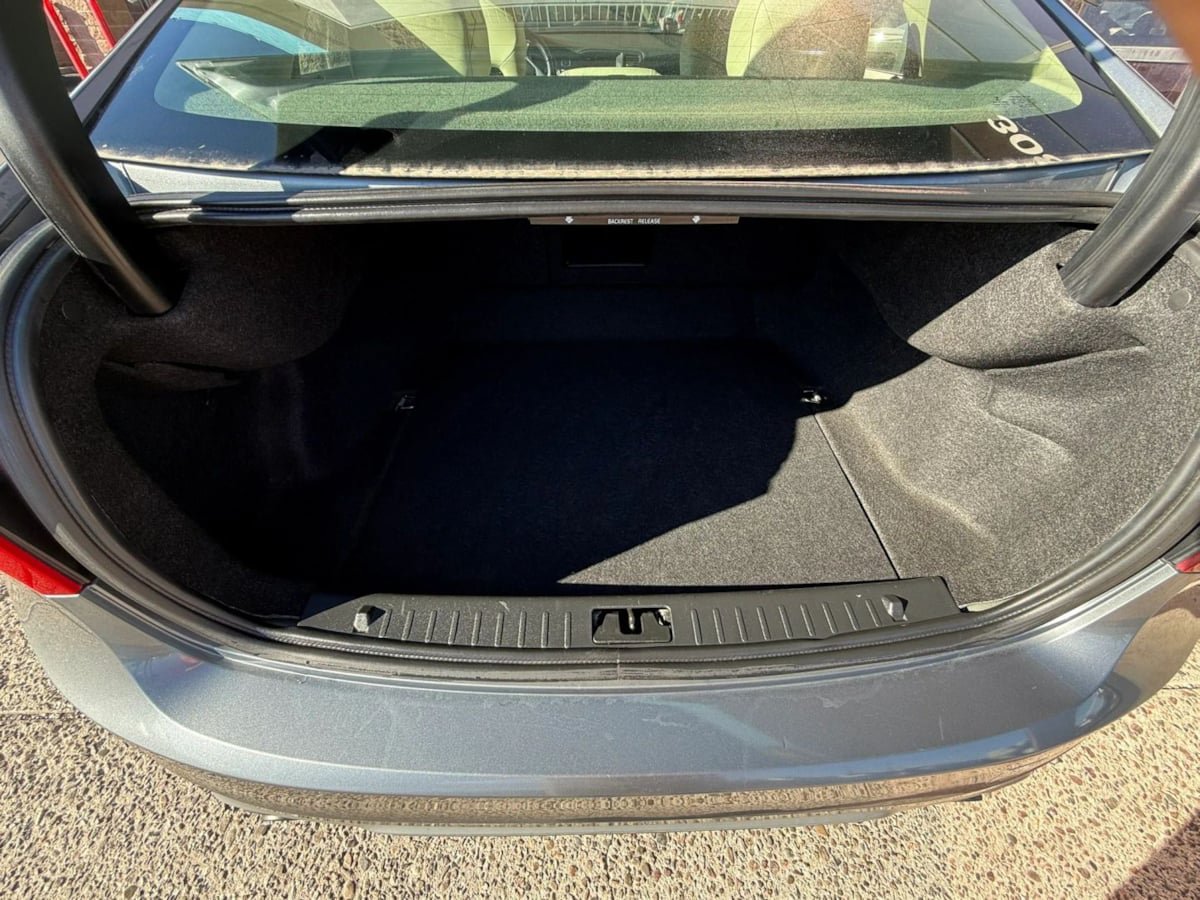 Used 2017 Volvo S60 T5 Dynamic FWD image 30
