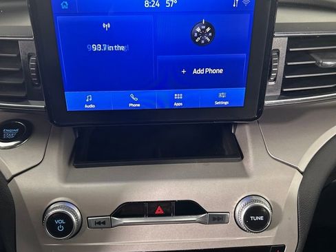 Used 2023 Ford Explorer XLT w/ Equipment Group 202A image 14