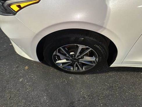 Used 2024 Kia Forte LXS image 35