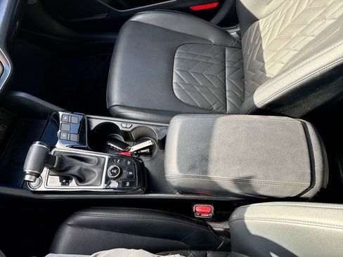 Used 2024 Kia Sportage X-Line w/ X-Line Premium Package image 23