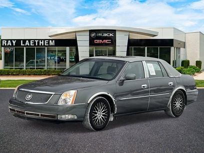 Used 2006 Cadillac DTS w/ Trunk Convenience Package