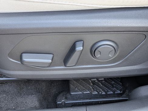 Used 2024 Hyundai Tucson Limited AWD/4WD image 19