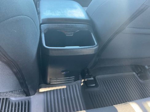 Certified 2023 Toyota Tacoma TRD Off-Road image 32