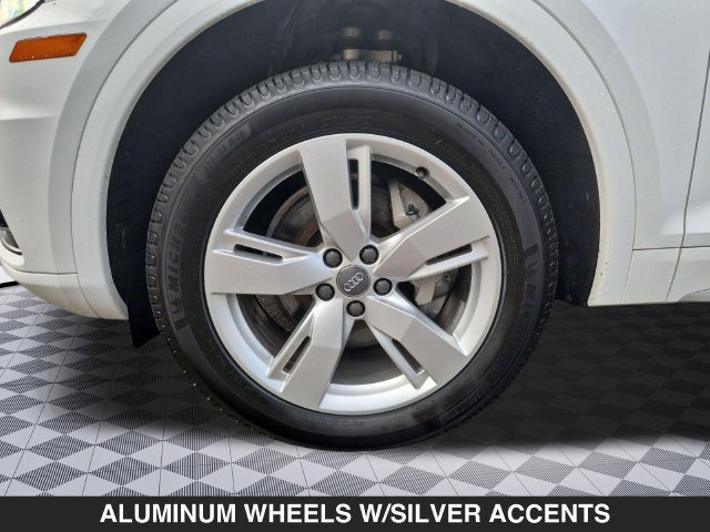 Used 2019 Audi Q5 2.0T Premium Plus w/ Premium Plus Package AWD/4WD image 10