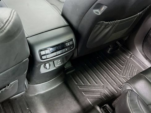 Used 2022 Hyundai Palisade Limited AWD/4WD image 25