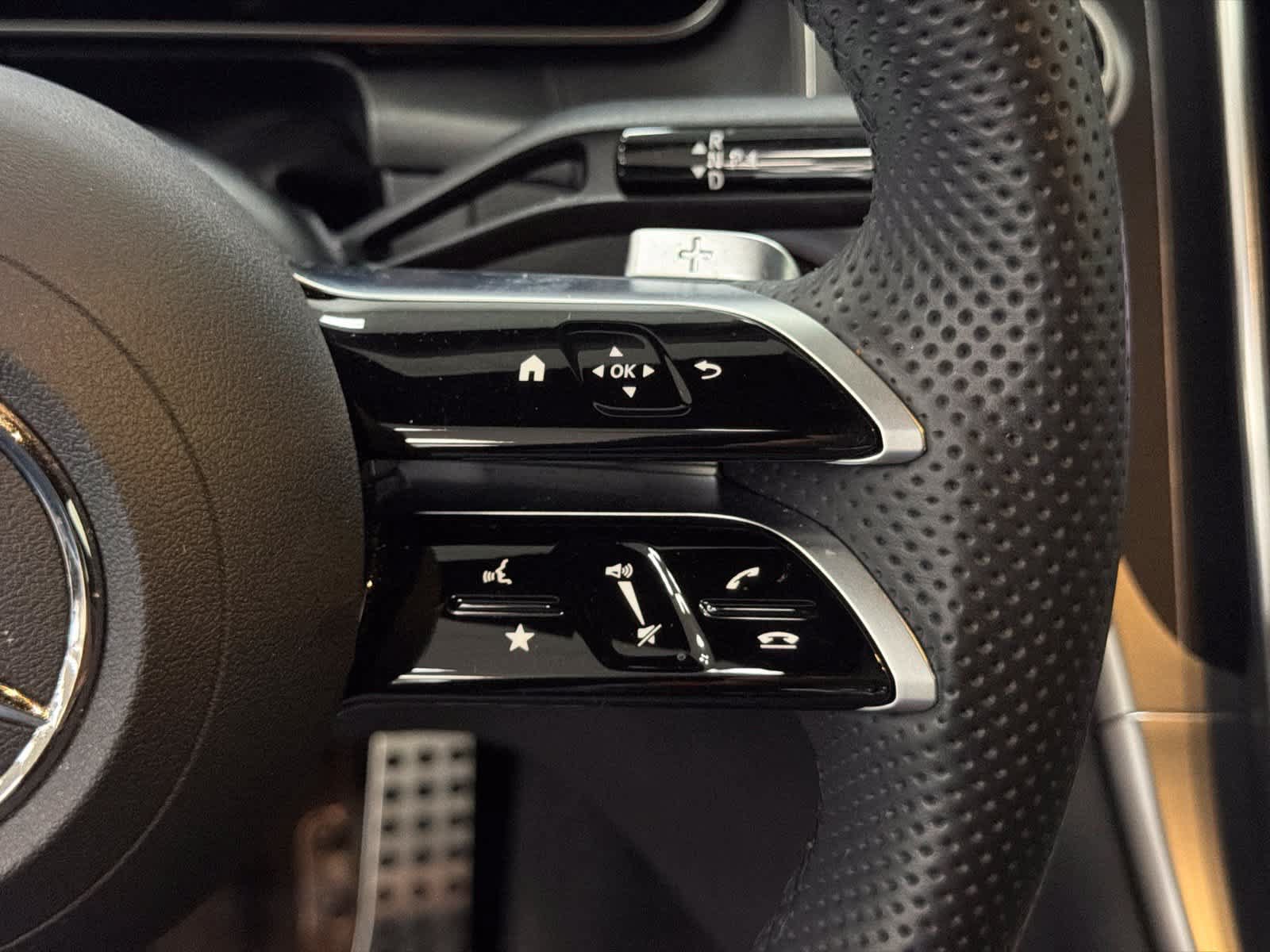 Certified 2025 Mercedes-Benz GLC 350e 4MATIC image 32