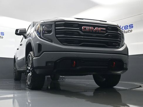 Used 2024 GMC Sierra 1500 AT4 w/ Technology Package image 42