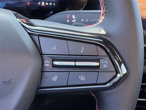 New 2026 Chevrolet Traverse RS w/ LPO, Floor Liner Package image 17