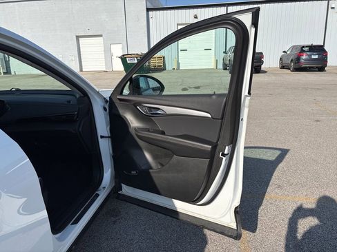 Used 2024 Buick Envision Sport Touring image 17