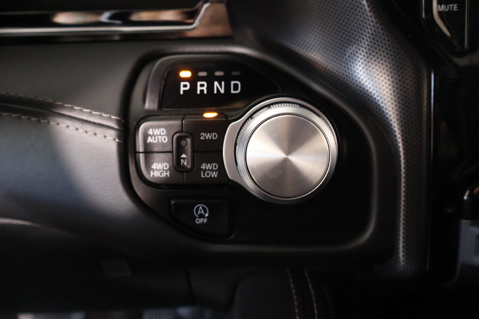Used 2023 RAM 1500 Limited AWD/4WD image 9