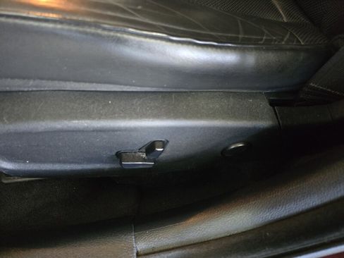 Used 2017 Chrysler 300 C w/ Harman/Kardon Audio Group image 18