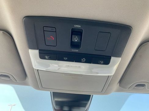 Used 2021 Nissan Altima 2.5 Platinum AWD/4WD image 19